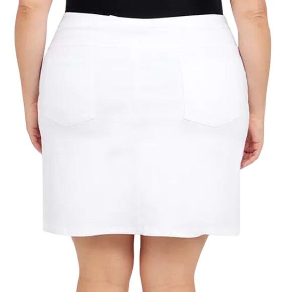 HEARTS OF PALM Plus Size Essentials Tech Stretch Pencil Skort in White - Picture 2 of 5